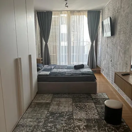 Silver Paradise Szófia